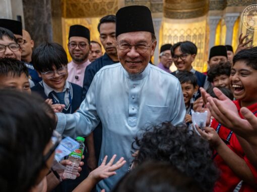 Ekonomi umat Islam bermula dengan membela rakyat, bukan memperkaya segelintir pihak – PM