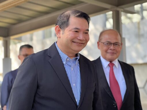 ‘Kalau biasa, saya buat di Tiktok saja’- Rafizi janji pengumuman ‘luar biasa’ Ahad ini